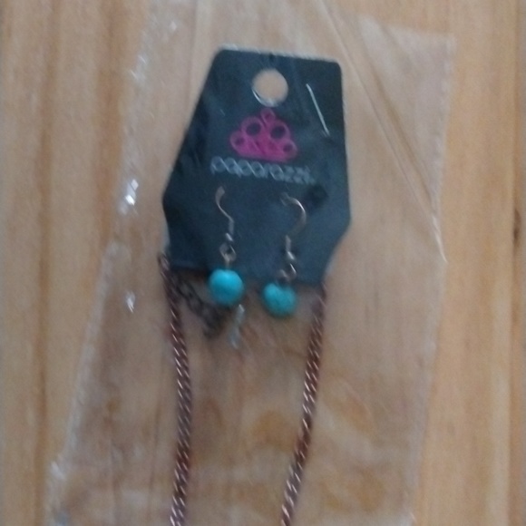 Jewelry - Picture 5 of 5